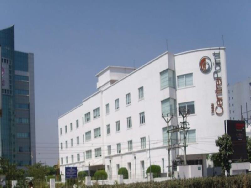Hotel The Centre Point Chennai Esterno foto